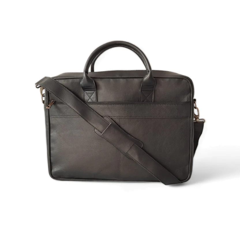 Pieltoro Voyager Leather Laptop Bag for Men & Women - Image 2