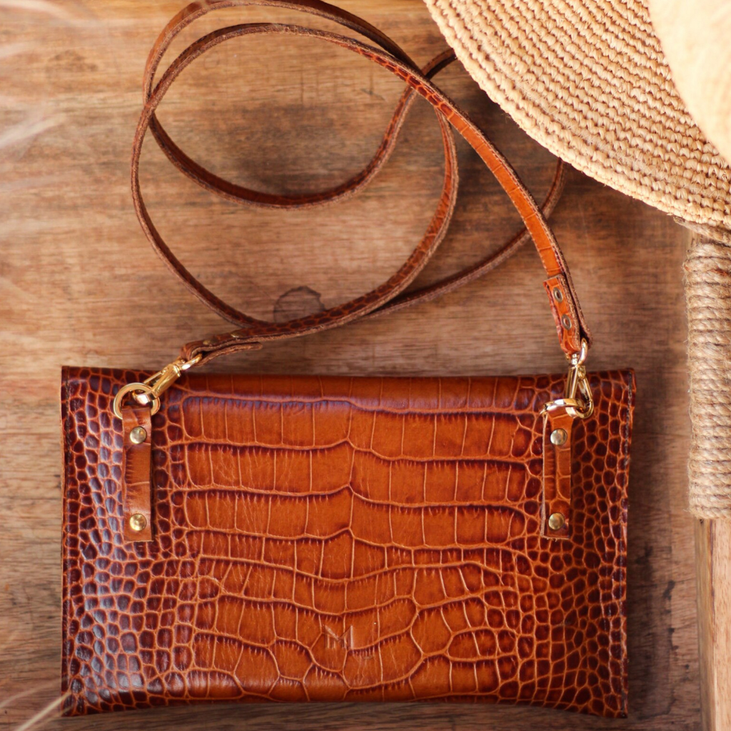 Croc-Embossed Ladies Clutch - Image 2